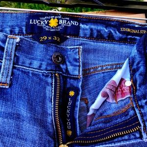 Lucky Brand Jeans 29 x 32  original straight 221